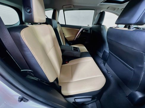 Used 2016 Toyota RAV4 Limited image 27