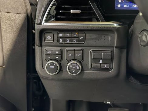 Used 2025 Chevrolet Tahoe High Country w/ Sun And Tow Package AWD/4WD image 26