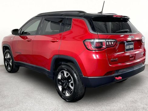 Used 2017 Jeep Compass Trailhawk w/ Navigation Group AWD/4WD image 15