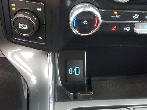 Certified 2022 Ford F150 XLT w/ Equipment Group 302A High image 24