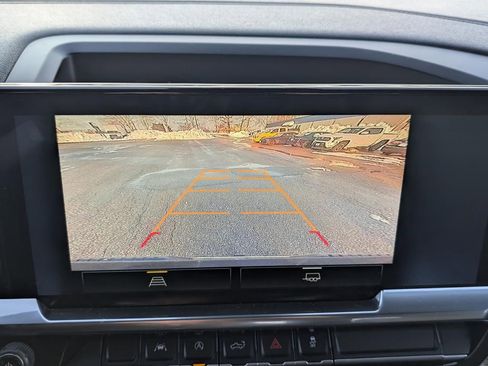 Used 2022 Chevrolet Silverado 1500 LT image 33