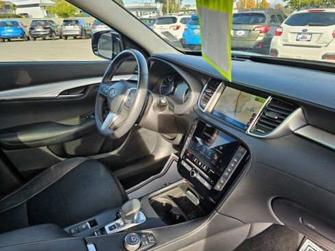 Used 2021 INFINITI QX50 Sensory image 14