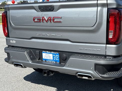 Used 2023 GMC Sierra 1500 Denali w/ Denali Reserve Package AWD/4WD image 31