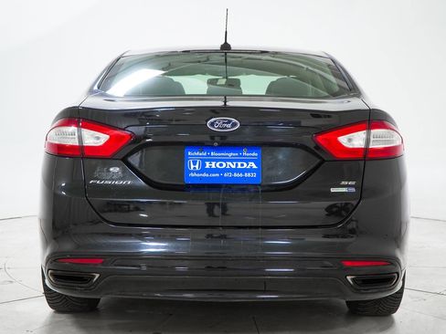 Used 2015 Ford Fusion SE w/ Equipment Group 202A image 7