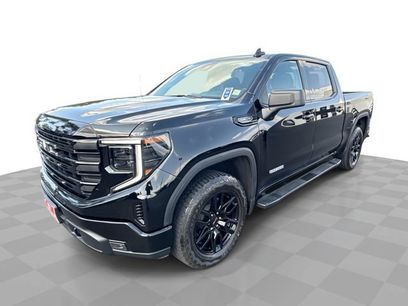 Certified 2024 GMC Sierra 1500 Elevation w/ LPO, Elevation Black Package