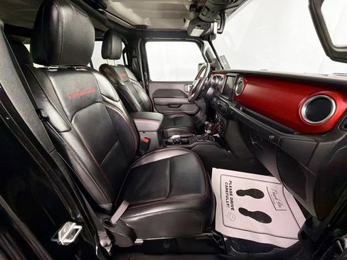 Used 2022 Jeep Wrangler Unlimited Rubicon w/ LED Lighting Group AWD/4WD image 28