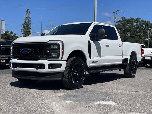 Used 2024 Ford F250 XLT w/ XLT Premium Package AWD/4WD image 9