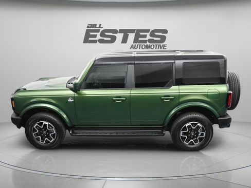 Used 2025 Ford Bronco Outer Banks AWD/4WD image 7