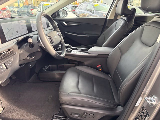 Certified 2024 Kia EV6 Wind w/ Wind Technology Package AWD/4WD image 18