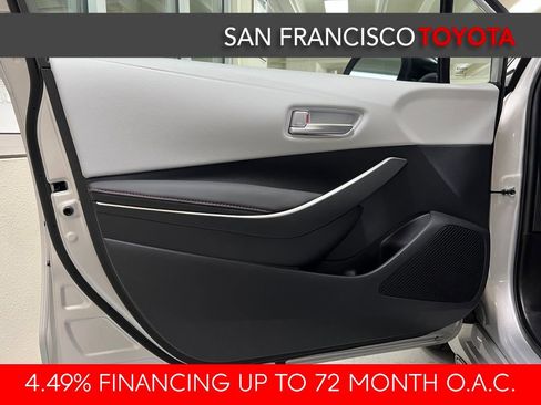 Certified 2025 Toyota Corolla SE image 36