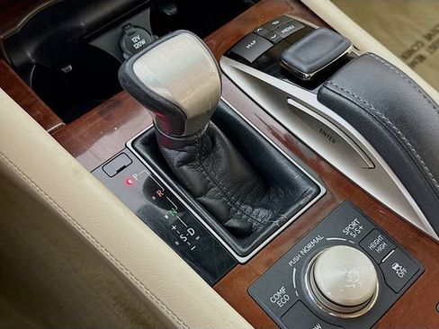 Used 2017 Lexus LS 460 L RWD image 17