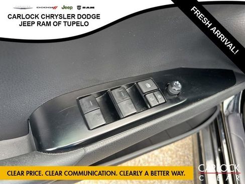 Used 2025 Toyota Camry SE image 13