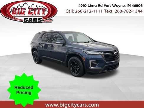 Used 2022 Chevrolet Traverse LT w/ Midnight/Sport Edition image 1