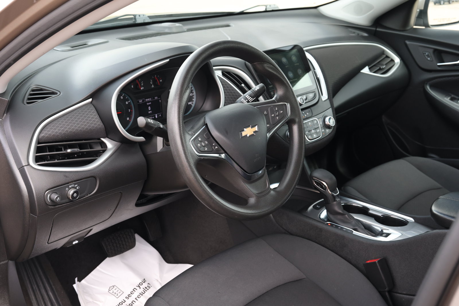 Used 2024 Chevrolet Malibu LT FWD image 13