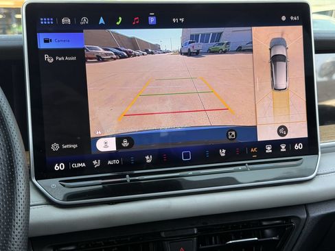 Used 2025 Volkswagen Tiguan SEL R-Line AWD/4WD image 19
