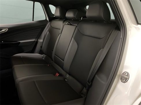 Used 2023 Volkswagen ID.4 Pro S image 65