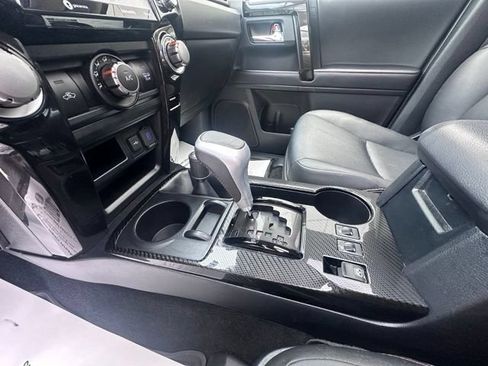 Used 2023 Toyota 4Runner TRD Off-Road Premium w/ Moonroof Package AWD/4WD image 30