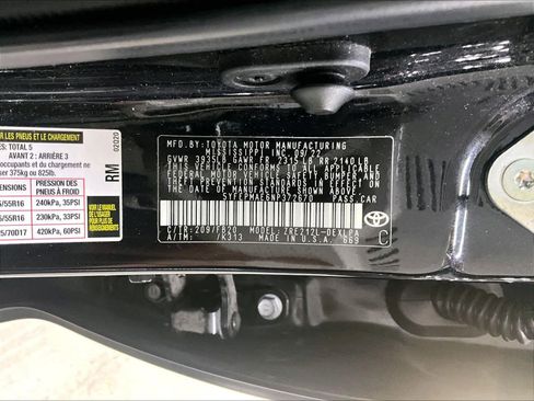 Certified 2022 Toyota Corolla LE image 6