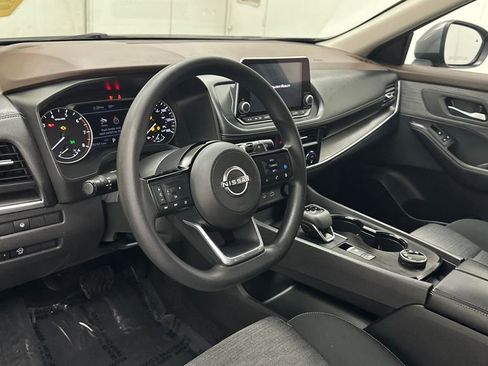 Certified 2023 Nissan Rogue SV AWD/4WD image 23