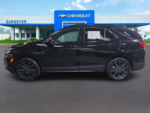 Used 2023 Chevrolet Equinox RS AWD/4WD image 10