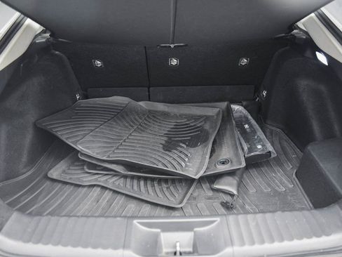 Used 2023 Toyota Prius Limited image 14