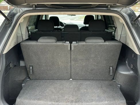 Used 2021 Volkswagen Tiguan S FWD image 19