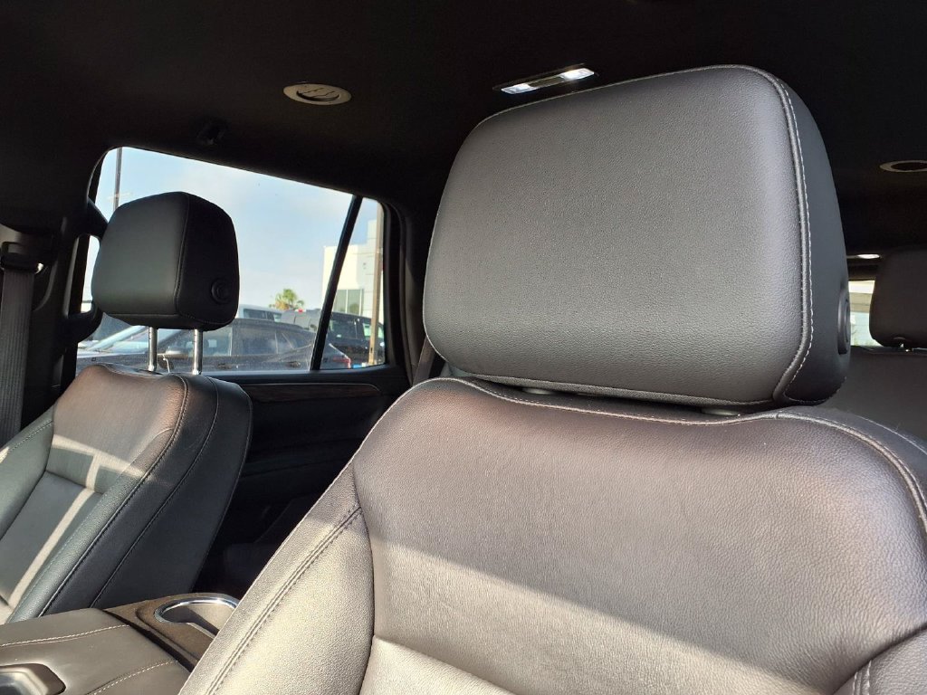 Used 2023 Chevrolet Tahoe LT RWD image 18