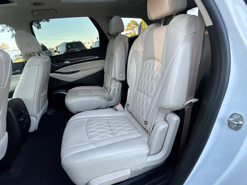 Used 2023 Buick Enclave Avenir w/ Avenir Technology Package FWD image 28