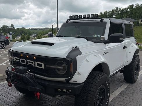 Used 2022 Ford Bronco Wildtrak AWD/4WD image 1