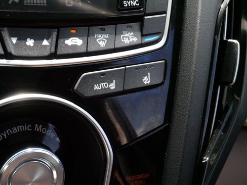 Used 2025 Acura RDX SH-AWD w/ Technology Package image 32