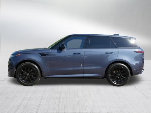 Used 2024 Land Rover Range Rover Sport Dynamic SE AWD/4WD image 2