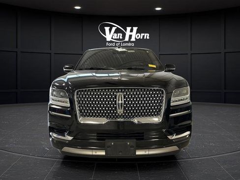 Used 2018 Lincoln Navigator Reserve w/ Technology Package image 12