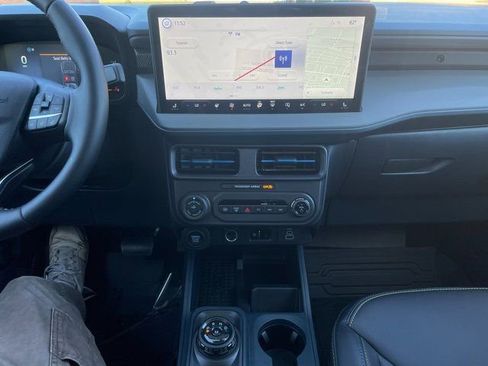 New 2025 Ford Maverick Lobo image 26