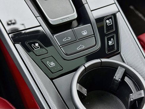 Certified 2020 Porsche 911 Carrera RWD image 22