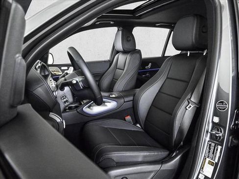 Certified 2026 Mercedes-Benz GLE 450 4MATIC w/ 3rd Row Seat Package image 18