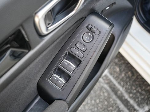 Used 2025 Honda Civic Sport image 19