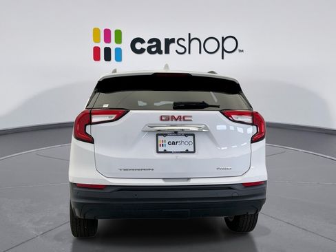 Used 2022 GMC Terrain SLE w/ Driver Convenience Package AWD/4WD image 4