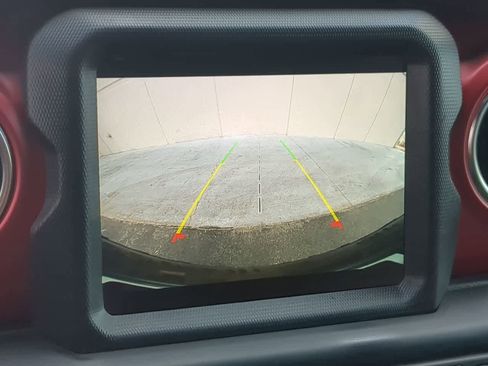 Used 2023 Jeep Wrangler Unlimited Rubicon w/ LED Lighting Group image 29