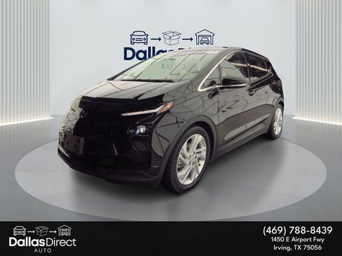 Used 2023 Chevrolet Bolt LT w/ Driver Confidence Package image 5