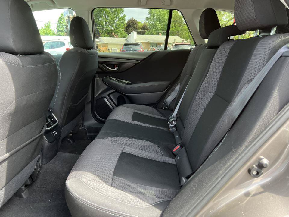 Used 2024 Subaru Outback Premium AWD/4WD image 4