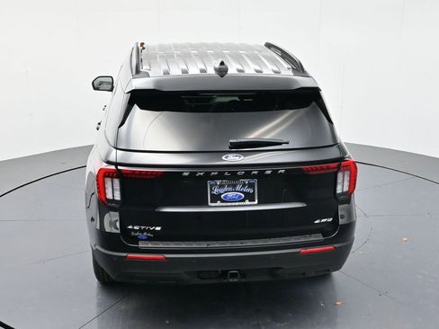 New 2025 Ford Explorer Active image 43