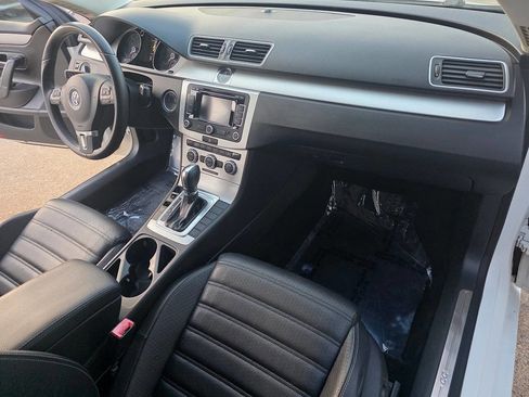 Used 2014 Volkswagen CC Sport image 21