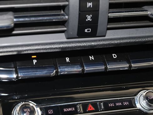 Used 2021 Lincoln Corsair Standard image 7