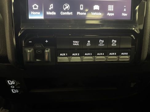 New 2026 RAM 3500 Tradesman image 25