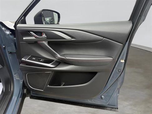 Used 2022 MAZDA CX-9 Carbon Edition image 32