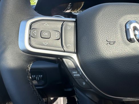 New 2026 RAM 1500 Big Horn AWD/4WD image 33