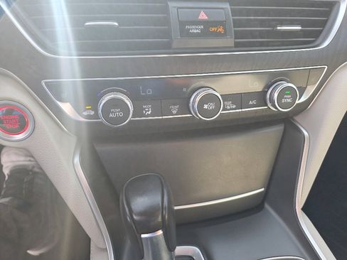 Used 2018 Honda Accord EX-L image 22