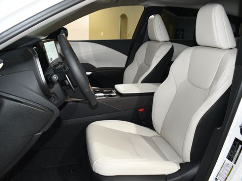 Used 2025 Lexus RX 350 Premium Plus w/ Convenience Package FWD image 7