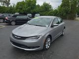 Used 2016 Chrysler 200 S image 3