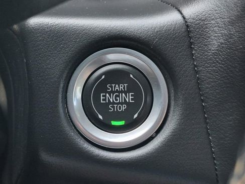 Used 2024 GMC Yukon AT4 AWD/4WD image 38